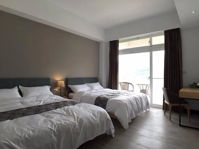 Room, 2 Double Beds, Sea View, Xiang Ju B&B 1/6