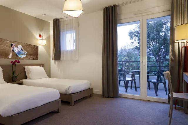 Standard, Twin Beds, Comfort Aparthotel Cannes Mandelieu 3/7