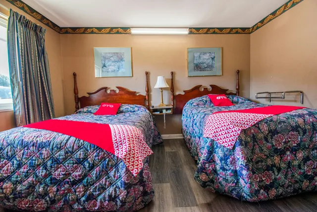 2 Full Bed Smoking، OYO Hotel Calhoun, GA I-75 5/7