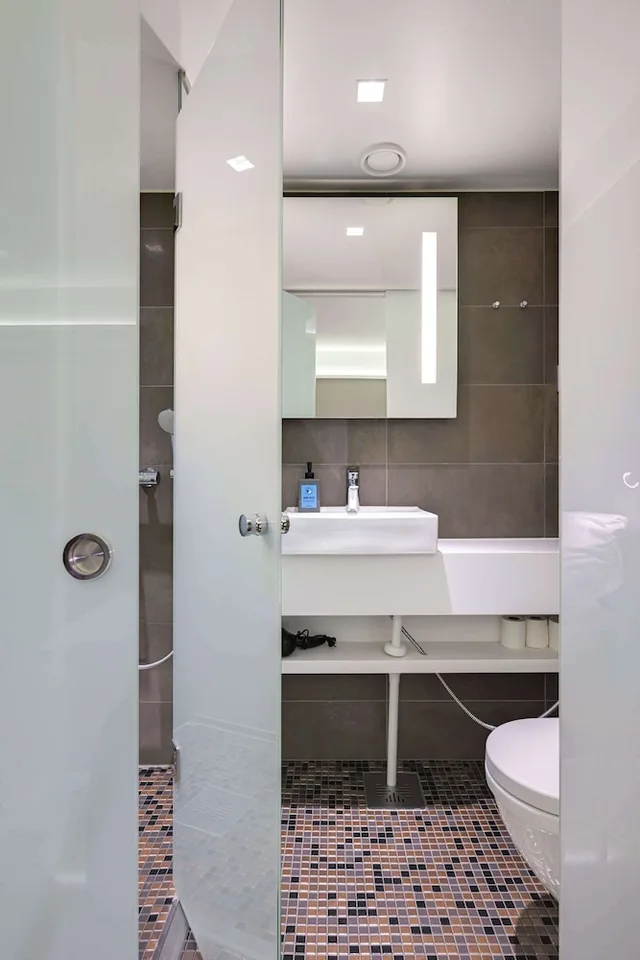 غرفة سوبيريور بسرير كوين مع أريكة، Comfort Hotel Xpress Helsinki Airport Terminal 5/6