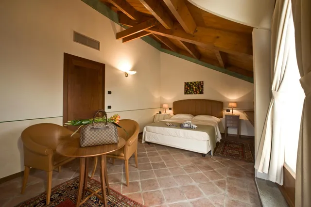 غرفة سوبيريور بسرير كوين، Albergo dell Agenzia 2/3