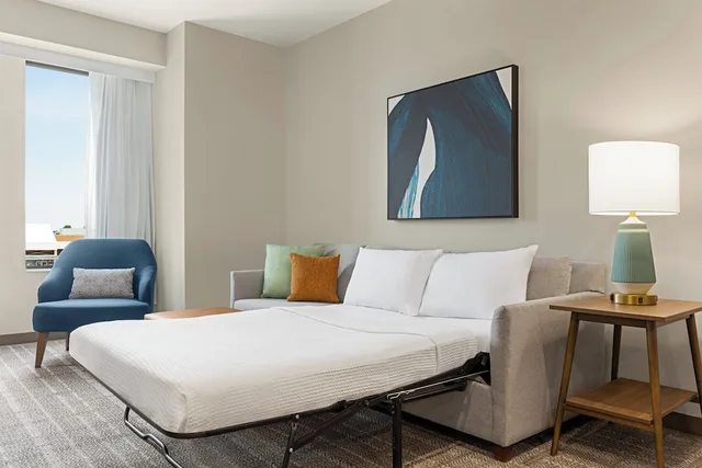 Suite, King Bed, Kitchen, Accessible, La Quinta Inn & Suites by Wyndham The Woodlands/Spring 3/5