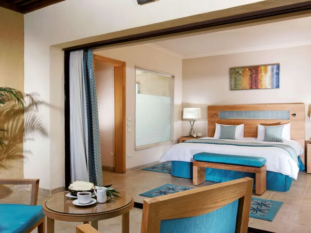 غرفة بسرير مزدوج بإطلالة على الجبل، Movenpick Waterpark Resort and Spa Soma Bay 5/6