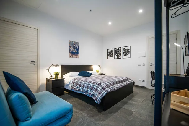 City, Queen Bed، Quattro Briganti 2/10