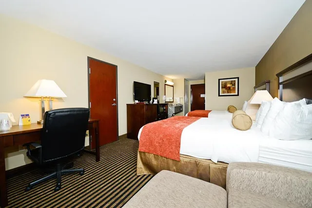غرفة بسريرين كوين، Best Western Plus Prairie Inn 3/8