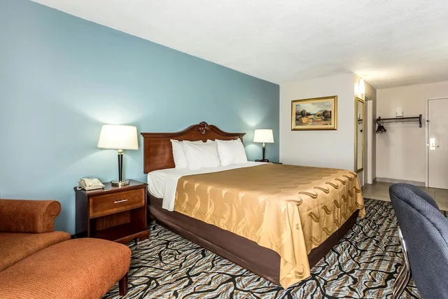غرفة قياسية بسريرين كوين، Quality Inn Fort Mill near Carowinds Blvd. 3/9