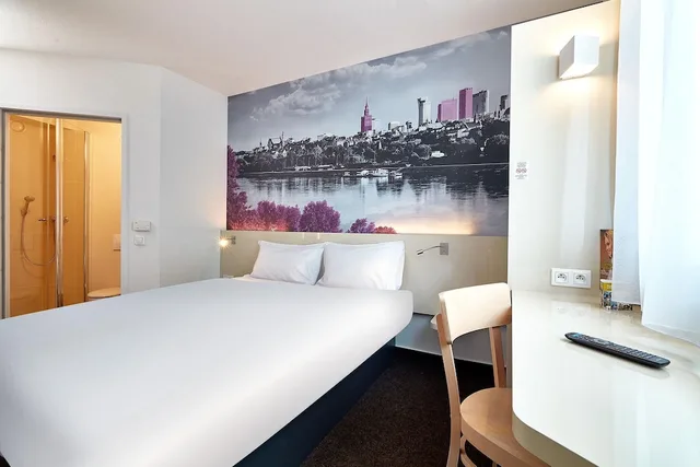 غرفة قياسية بسرير كوين، B&B Hotel Warszawa-Okecie 4/10