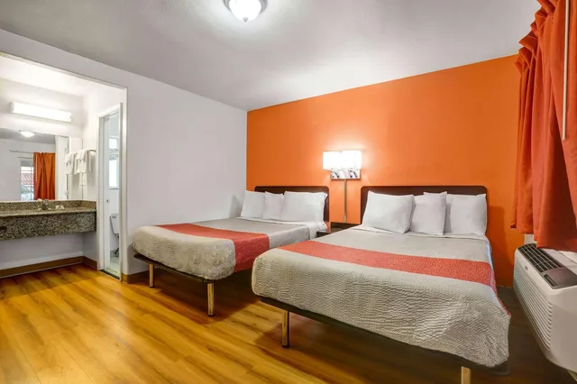 غرفة بسريرين مزدوجين، Motel6 Marysville, CA 1/1
