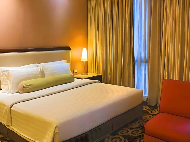استوديو بسرير كينج، Makati Palace Hotel 2/2