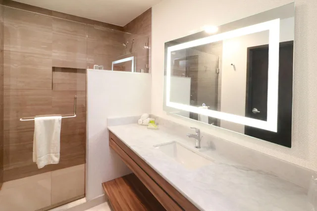 Prime, Suite، Holiday Inn And Suites Monterrey Apodaca Zona Airport 3/3