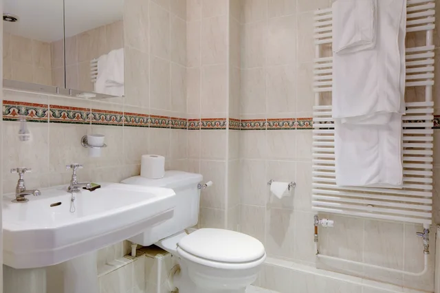 غرفة قياسية بسرير مزدوج، NAILCOTE HALL HOTEL AND GOLF CLUB 4/6