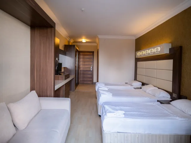غرفة عائلية في المبنى الرئيسي، Nox Inn Club Hotel 1/1