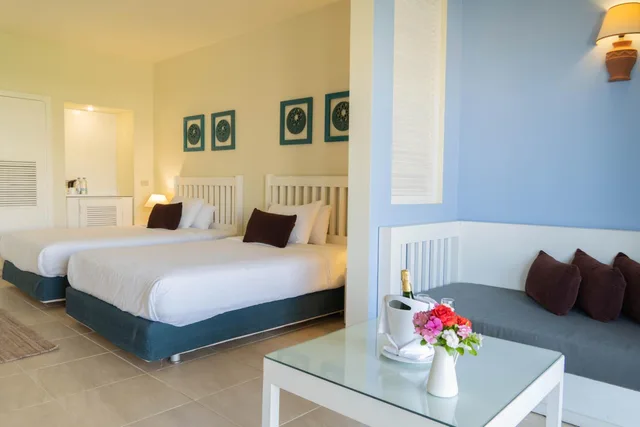 غرفة سوبيريور بسريرين منفصلين، Caesar Bay Resort 2/5