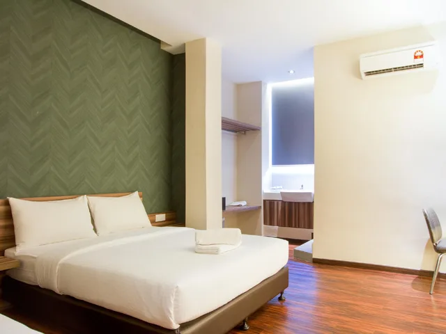 Deluxe, Family, 2 Double Beds, D Elegance Hotel 1/2