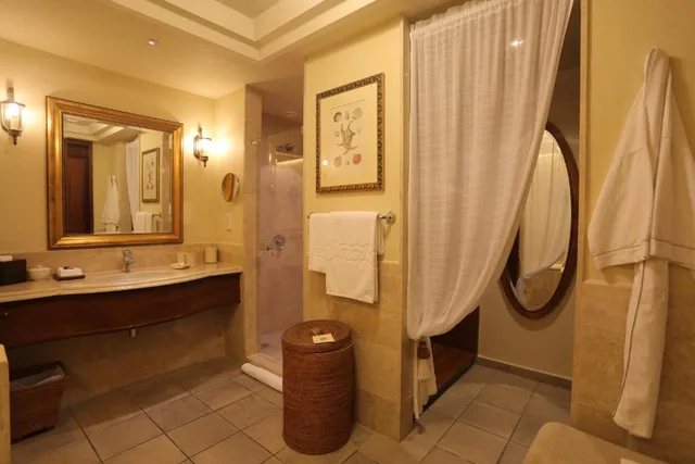 Senior, Suite, Double Bed, Garden View، The Residence Mauritius 3/3