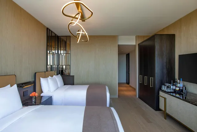 Skyline, 2 Double Beds, Club Floor, High Floor، The Ritz-Carlton New York, NoMad 3/6