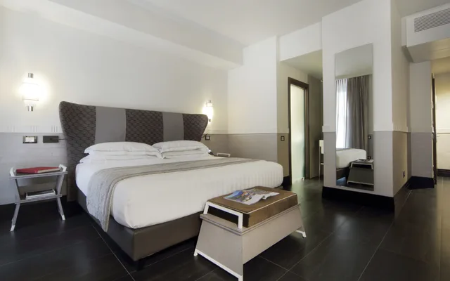 جناح تنفيذي، Unica Suite Rome 1/5