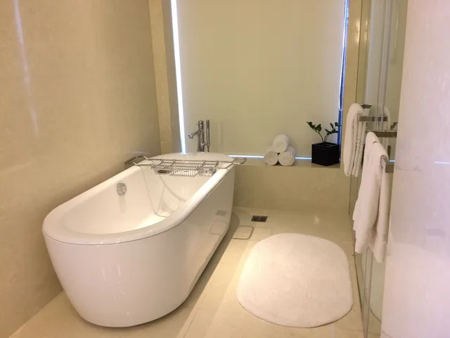 جناح تنفيذي بسرير كينج بغرفة نوم واحدة، Courtyard By Marriott Pune Chakan 7/8