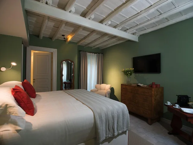 Inner, Standard, King Bed, with View، Palazzo Caruso 1/3