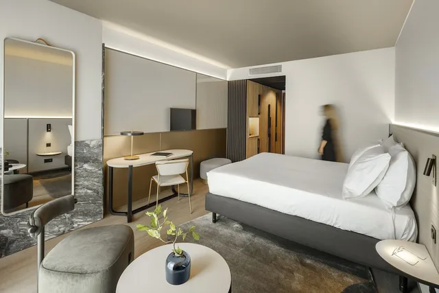 غرفة كلاسيكية بسرير مزدوج، Azoris Royal Garden - Leisure & Conference Hotel 1/5