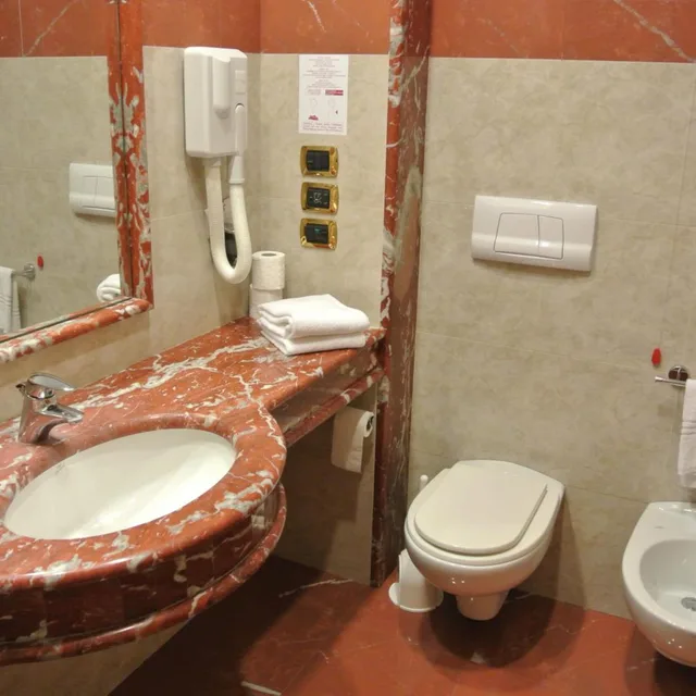 Double Superior Room Balcony, Grand Hotel La Chiusa Di Chietri 7/10
