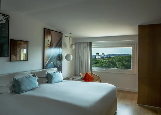 جناح متصل عائلي بشرفة، Sofitel Rome Villa Borghese Hotel 1/7