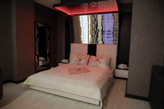 جناح استوديو بريميوم بسرير كوين للمدخنين، Hera Suit Atasehir 4/10
