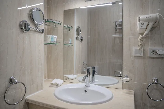 غرفة قياسية مفردة بسرير كوين، Jannat Regency 7/10