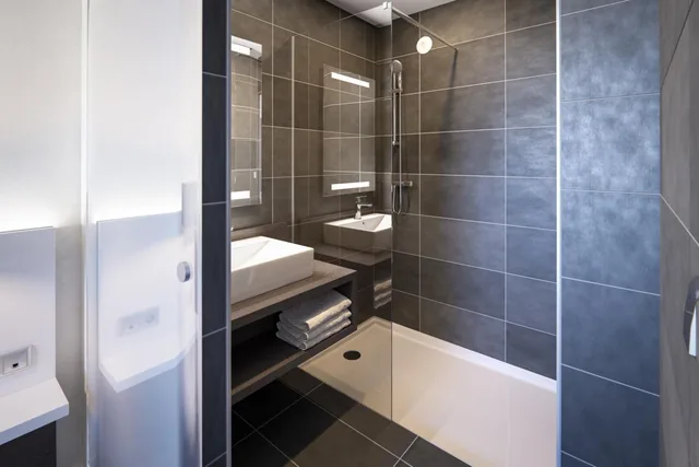 غرفة بسرير كوين، KYRIAD TROYES CENTRE 5/7