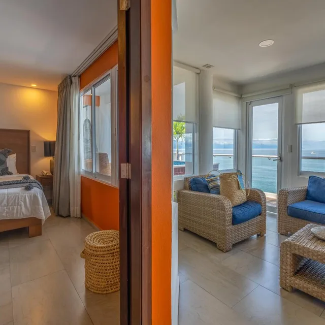 2 Bedrooms, Exclusive, Penthouse, House, 2 King Beds, Beach Front, Plunge Pool، Hotel Grand Paramar 1/10