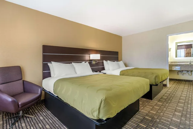 Room, 2 Queen Beds, Quality Inn Tucumcari, NM 1/6