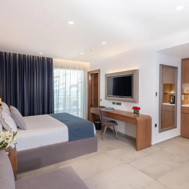 Premium, Bungalow, Double Bed, Sea View, Nana Golden Beach 2/4