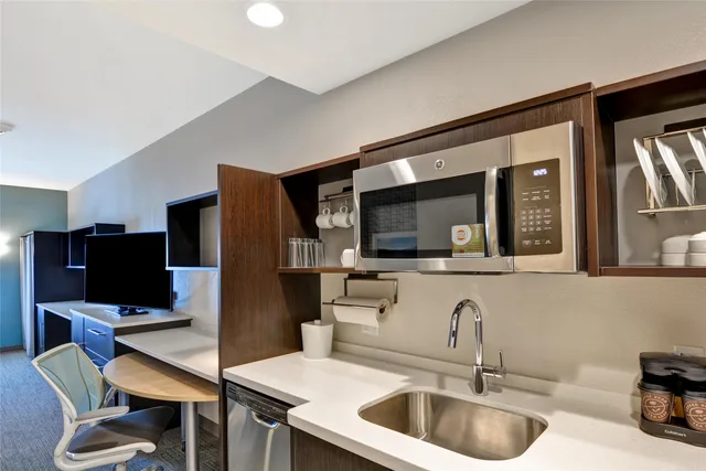 جناح استوديو بسرير كينج لذوي الإعاقة، Home2 Suites By Hilton Palmdale 4/4