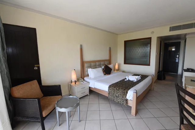 غرفة ديلوكس، Diani Reef Beach Resort and Spa 5/10