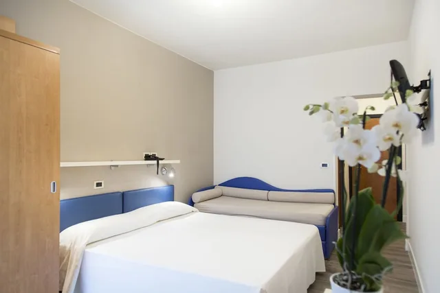 غرفة قياسية ثلاثية، Hotel Royal Village 5/7