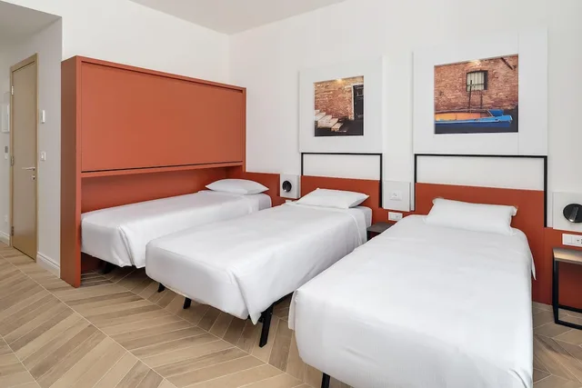 غرفة قياسية ثلاثية بثلاثة أسرّة، B&B HOTEL Venice Laguna 4/10
