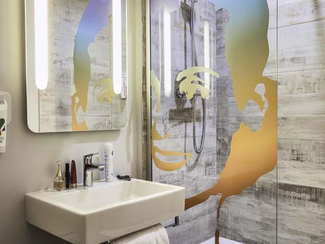 Standard, King Bed, Ibis Styles Hyeres Rooftop & Spa 5/6