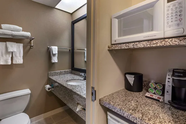 Suite, King Bed, Best Western Plus Boulder Louisville 6/7
