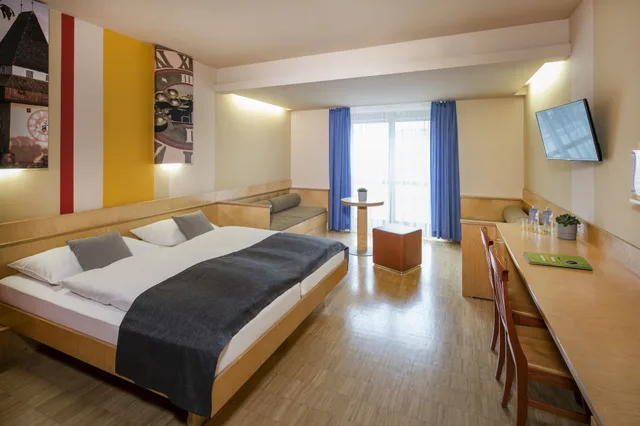 غرفة رباعية بأربعة أسرّة، Jufa Hotel Graz 1/5