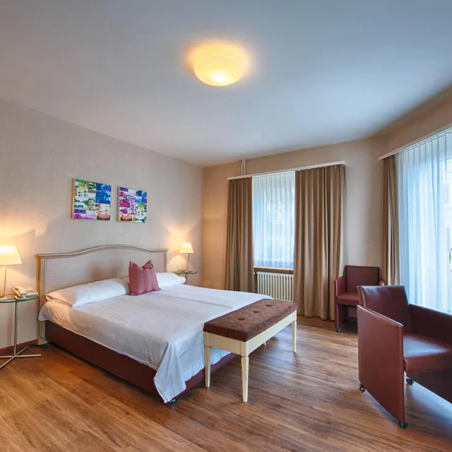 غرفة سوبيريور بسرير مزدوج، Neufeld Hotel 1/6