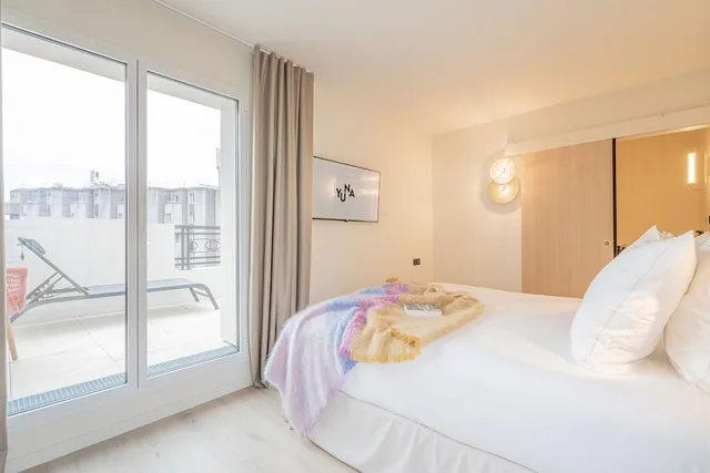 Duplex, Apartment, 2 Queen Beds, Sofa, Terrace، Yuna Porte Maillot - ApartHotel 1/10
