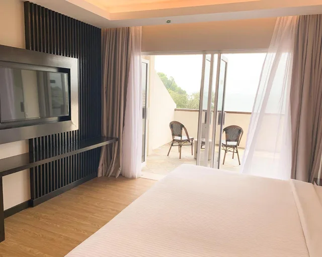 Executive King Seaview, Villea Port Dickson 2/3