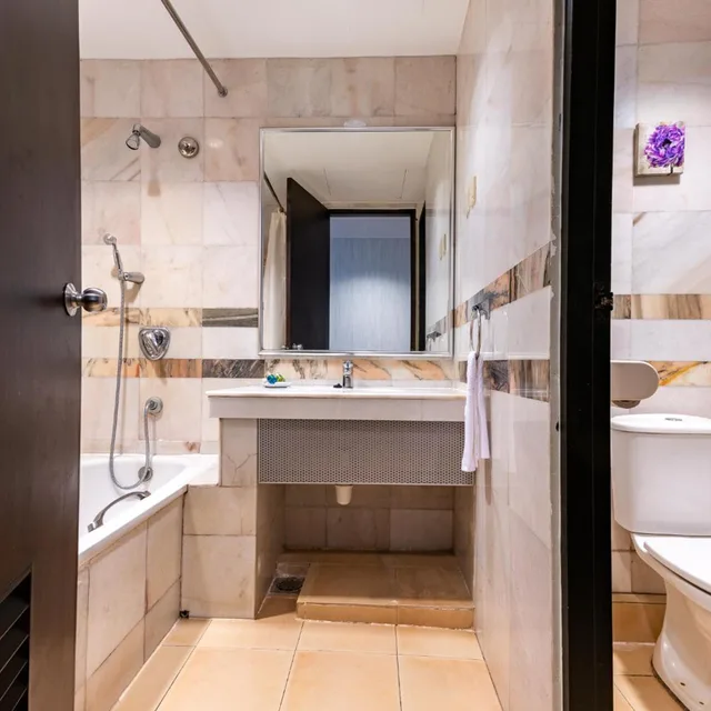 غرفة سوبيريور بسريرين منفصلين بإطلالة على الحديقة، Century Pines Resort 2/2