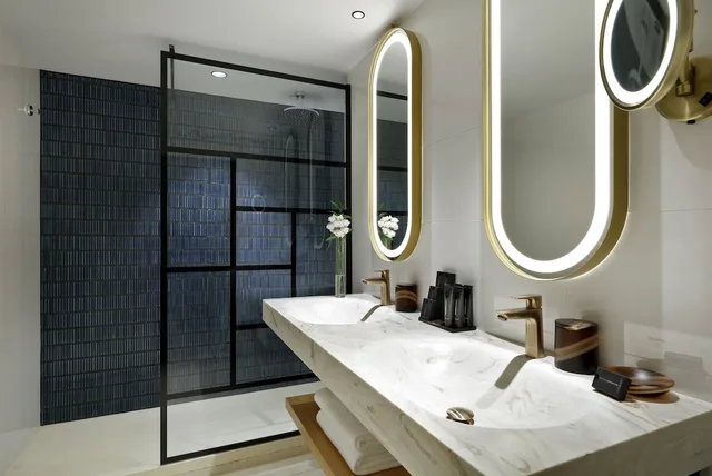 Silver, Suite, King Bed, Sofa، Hard Rock Hotel Marbella 4/4