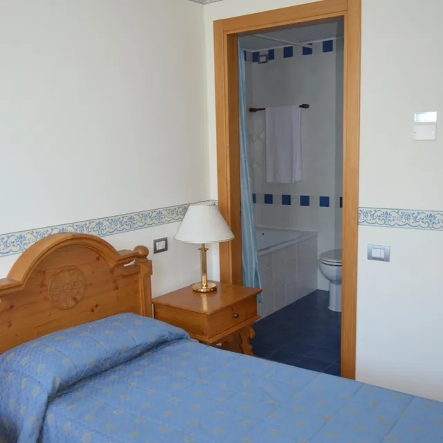 Room, Single, Park Hotel 2/6