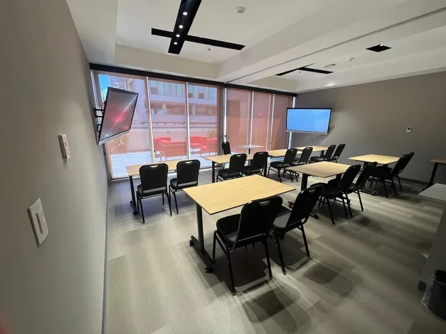 avid hotel Queretaro Centro Sur by IHG، سانتياغو دي كويريتارو 37/50