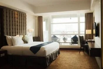 غرفة ديلوكس بشرفة، Mg Setos Hotel Semarang 4/4