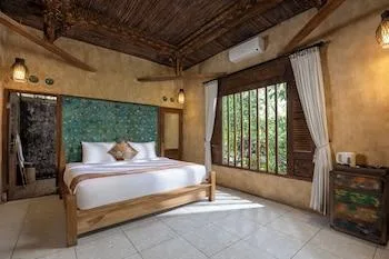 بنغل بإطلالة على الحديقة، SENETAN VILLAS AND SPA RESORT 1/1