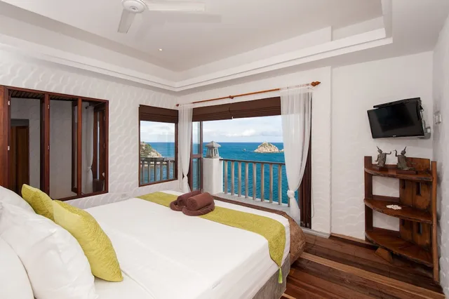 Villa, 4 King Beds, Ocean and Beach View، Villa Sabai Jai 3/10