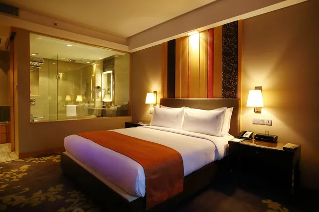 Club, King Bed, Club Floor, High Floor، Holiday Inn New Delhi Mayur Vihar Noida 4/10